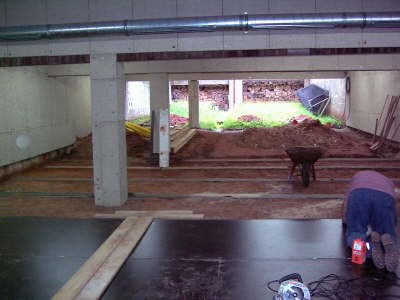 Arbeiten am Haus 06_05 06
